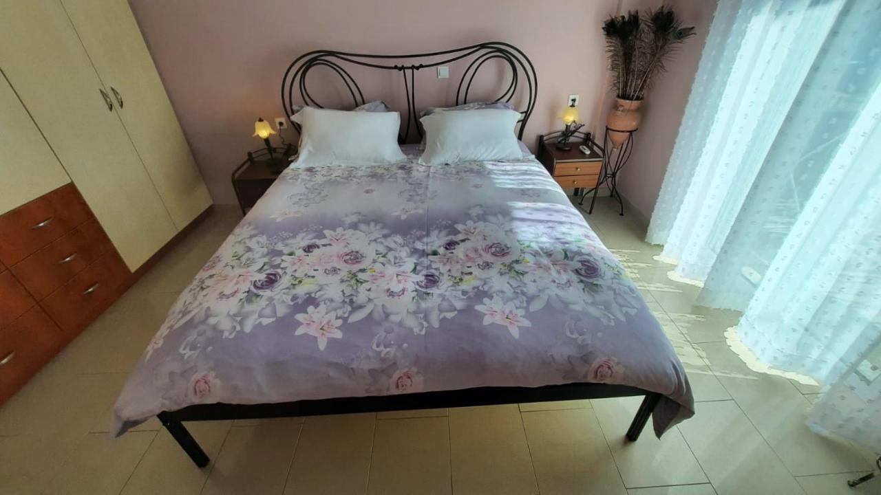 Ioannis - Room With Balcony Near Limnopula Gavrolimni Exterior foto